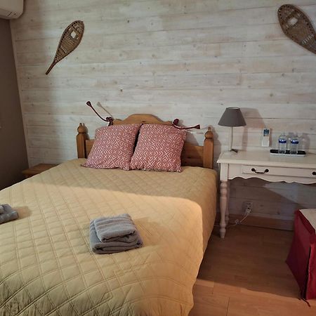 Villa Regain Chambres Et Table D'Hotes Greolieres Exterior foto