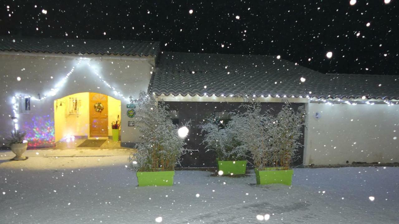 Villa Regain Chambres Et Table D'Hotes Greolieres Exterior foto